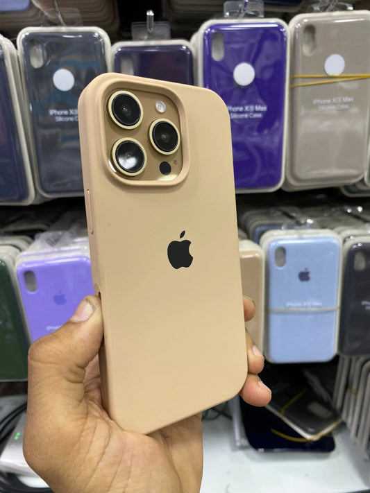 DESERT TITANIUM IPHONE SILICONE CASE