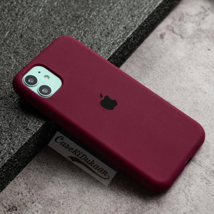 IPHONE PLUM/MAROON SILICONE CASE.